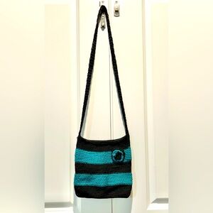 Women’s hand woven shoulder purse. Never used. Purchased in Mexico. Teal/Black.